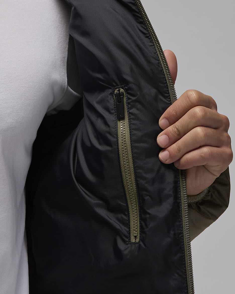 Jordan Brooklyn Men s Puffer Jacket. Nike IE